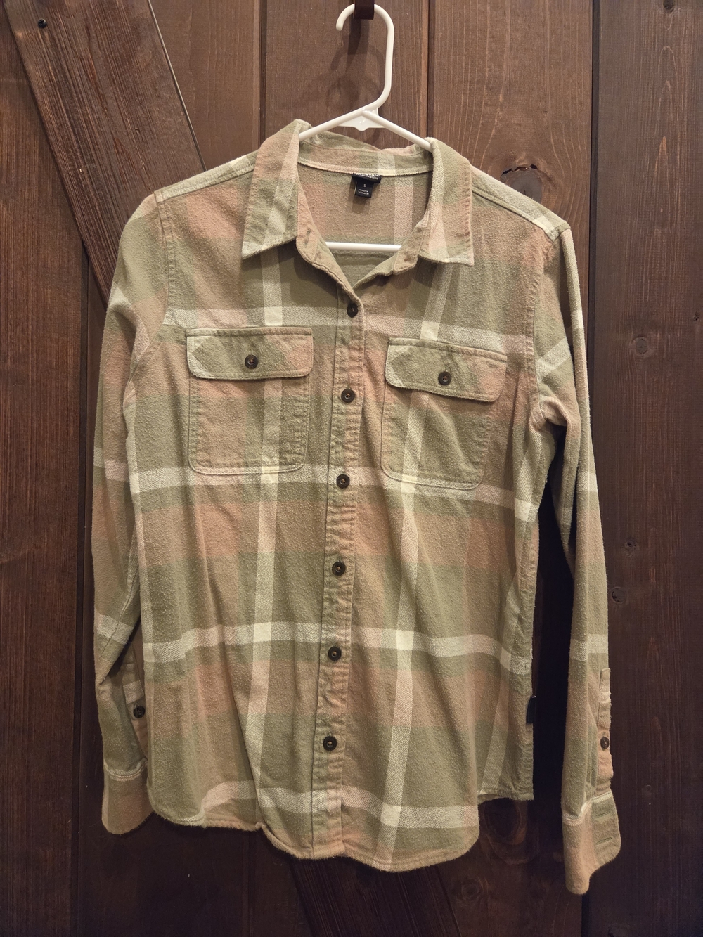 Patagonia Olive & Tan Plaid Lightweight Shirt Jacket
